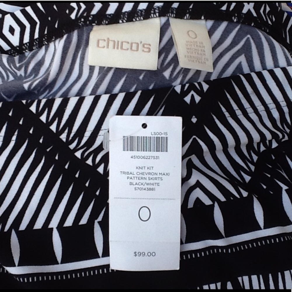 NWT Chico’s Black and White maxi skirt, size O - Picture 2 of 5